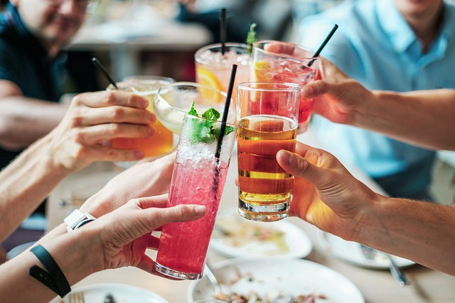 Výhody a nevýhody pití alkoholu při snižování váhy