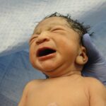 Nejlepších 11 cviků na vyvolání porodu: Připravte se na porod